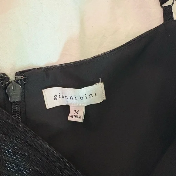 Gianni Bini Elegant Black Cut-Out Maxi Dress - Picture 5 of 7